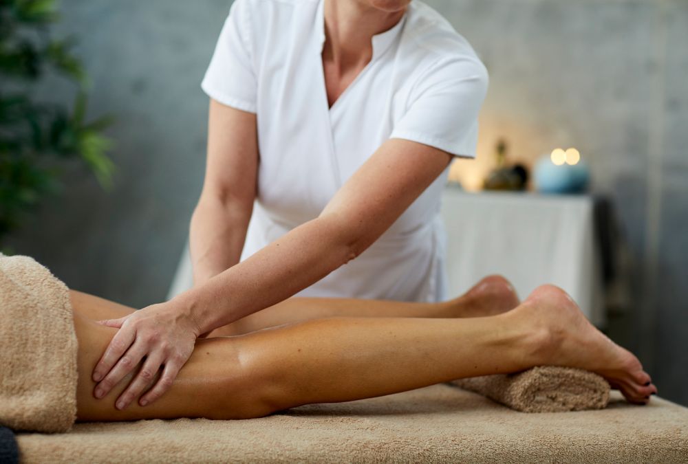 Il Massaggio Anticellulite: quando fare il massaggio, funzioni, numero di sedute mensili, parti del corpo coinvolte | DIABASI® Scuola Professionale di Massaggio Duilio La Tegola