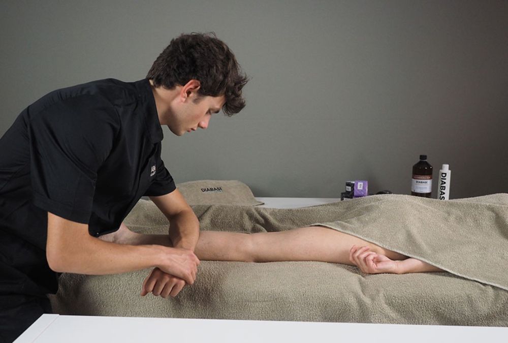 Massaggio Massoterapico del Benessere: scopri il percorso formativo